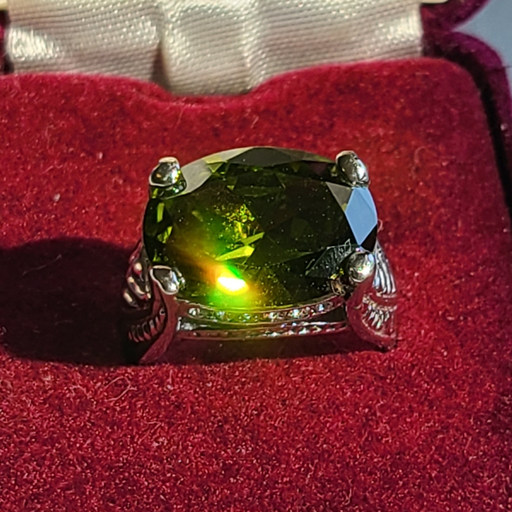 Premier Designs Paramount Cocktail Ring 60$